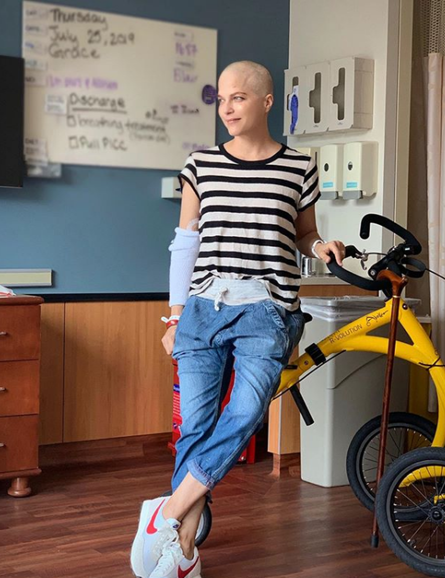 Selma Blair obrijala je glavu i poručila: 'Spremna sam na sve'