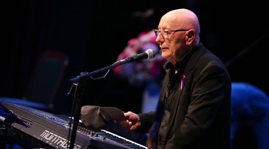 I svjetski mediji prenose vijest o smrti Olivera Dragojevića...