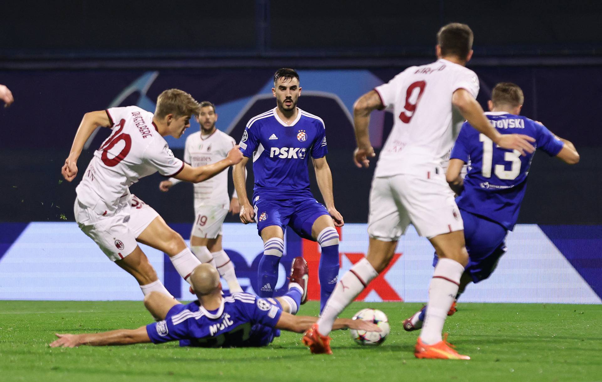 Champions League - Group E - GNK Dinamo Zagreb v AC Milan
