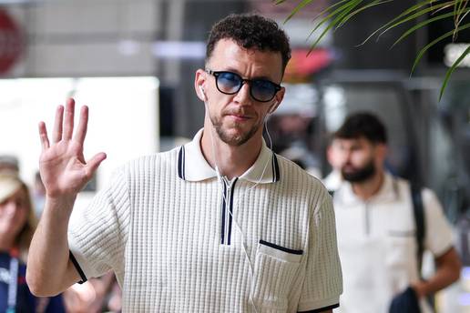 U&Zcaron;IVO Transferi: Peri&scaron;i&cacute; poslao poruku biv&scaron;em klubu, Francuzi &scaron;alju pregovara&ccaron;ki tim za Fruka