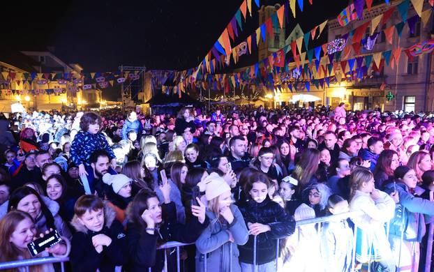 Miach i Grše održali koncert u sklopu 200. Samoborskog fašnika