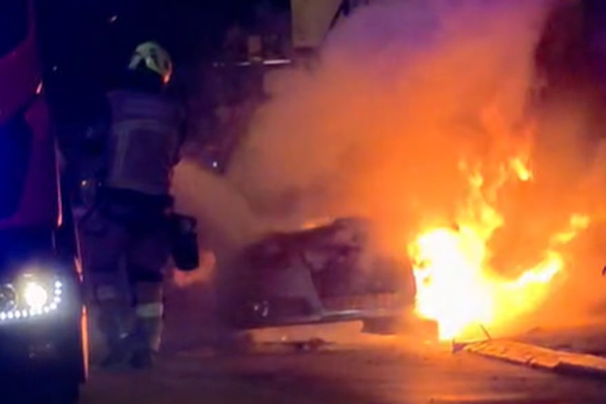 Sudar i požar auta u Splitu