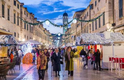'Božićni stres' na jugoistoku Europe niži je nego na zapadu