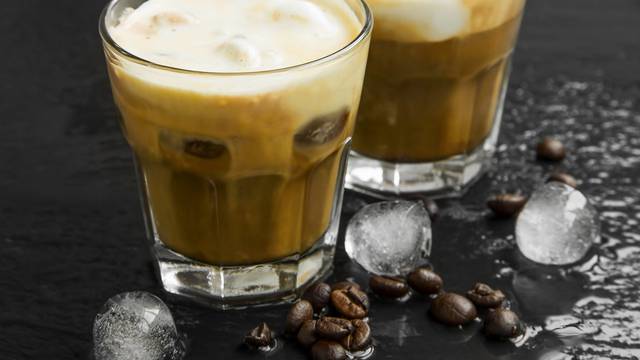 Tri recepta za ledenu kavu: S vanilijom, šlagom i sladoledom