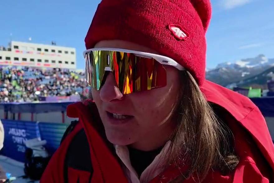 Zrinka Ljuti&cacute;, Leona Popovi&cacute; i Pia Vu&ccaron;ini&cacute; nakon olimpijskog slaloma u Cortini