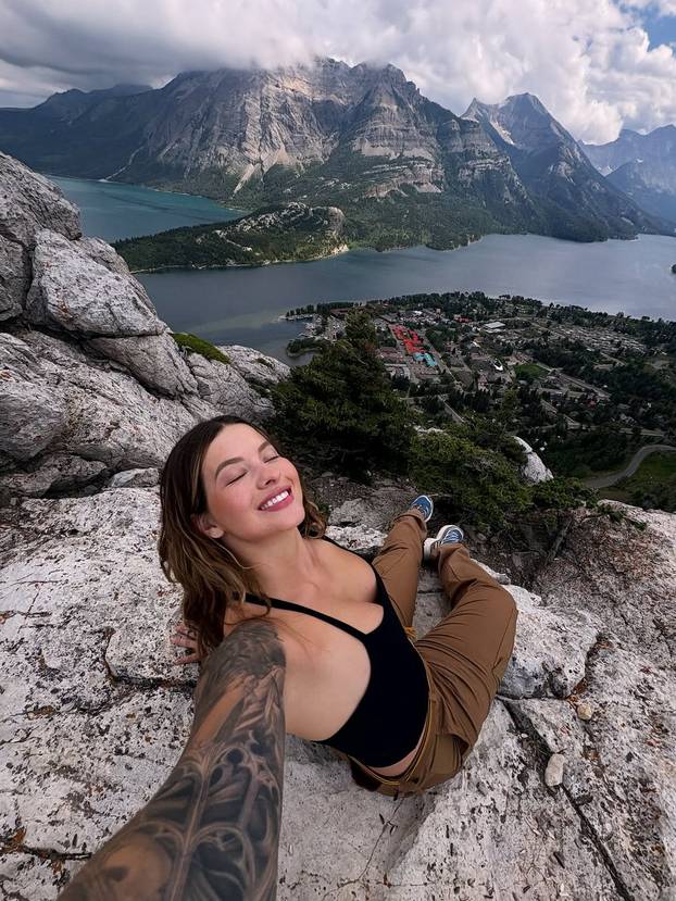 FOTO 'Dečko me varao pa sam spavala s njegovim najboljim prijateljem da mu se osvetim...'