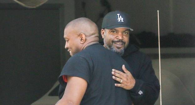 *EXCLUSIVE* We're good! Kanye West visits friend Ice Cube at Marina Del Rey House in Los Angeles *WEB MUST CALL FOR PRICING**