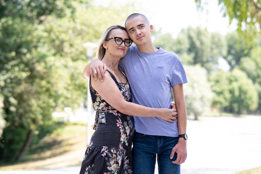 24SATA Zagreb: Suzana Rešetar i njezin sin Ivano
