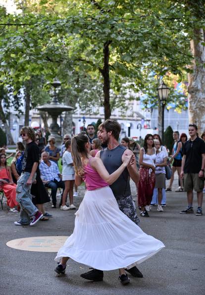 Plesnjak u središtu grada: Park Zrinjevac postao centar zabave