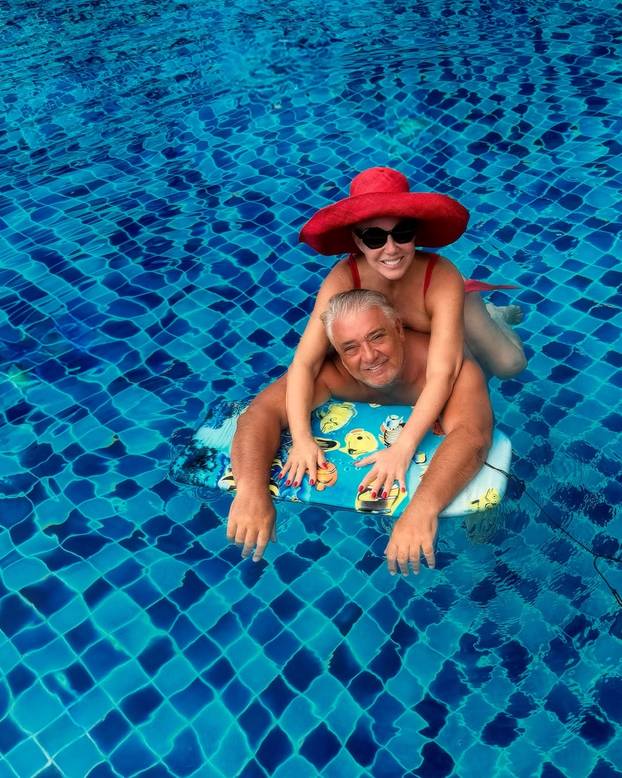 Siječanj iz snova! Brena, Maja, Severina i Nives zamijenile su tmurnu zimu za spokojno ljeto