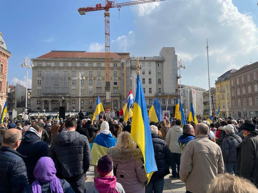 Veliki skup podrške Ukrajini u Zagrebu. Kirilič: 'Molim NATO da zaustavi ovog đavola'