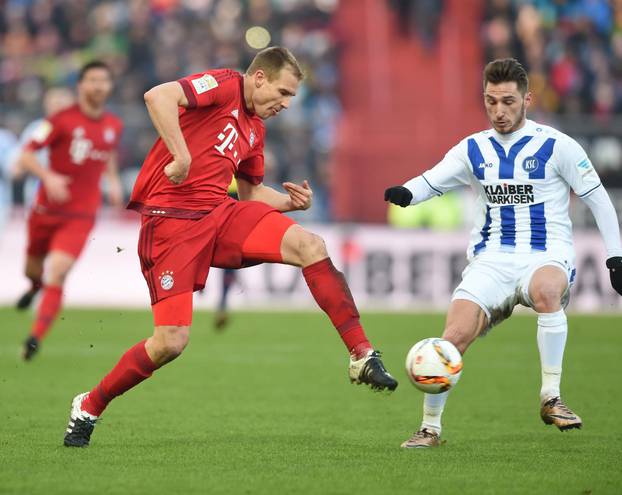 Karlsruher SC vs FC Bayern München