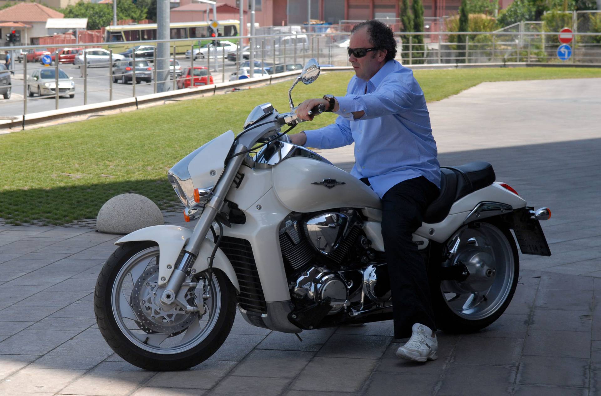 Split: Željko Kerum pokazao svoje bikerske sposobnosti na novom Suzukiju