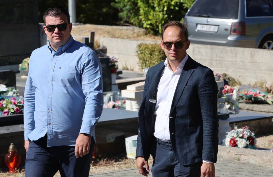 Zmijavci: Posljednji ispraćaj Ivana Gudelja