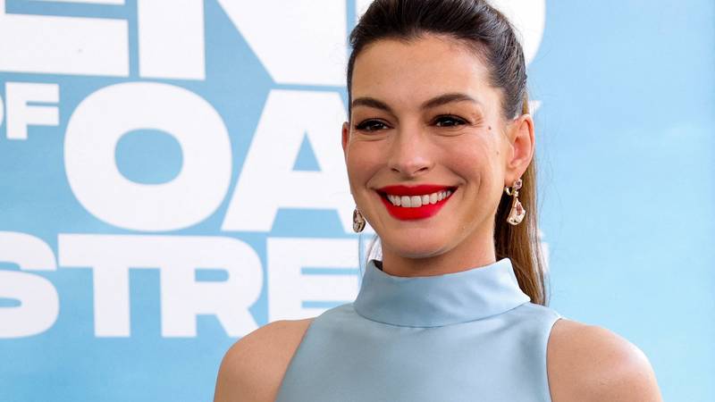 Svi pričaju o ovoj kombinaciji Anne Hathaway: 'Zašto joj je to stilist napravio? Užasno je...'