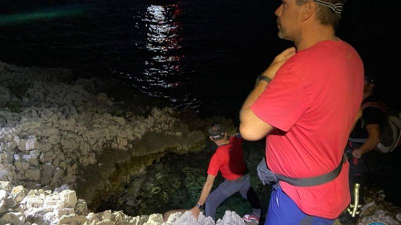 Slovenski turist utopio se kod Zečeva, tijelo izvukao HGSS