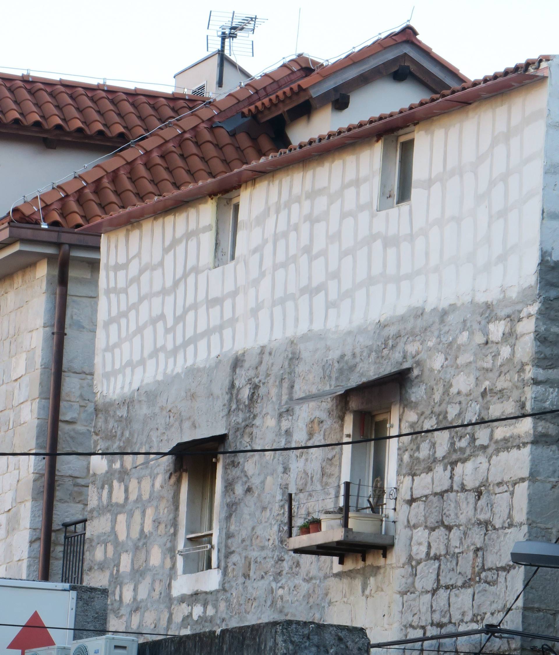 Nadogradili kamenitu kuću i Splićanima udarili 'šaku u oko'