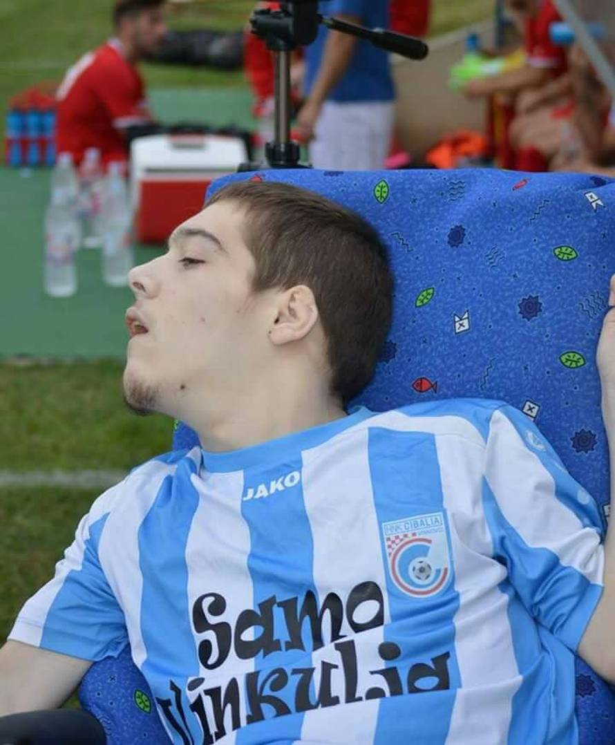 Stjepan je živio za Cibaliju... U najdražem dresu je i sahranjen