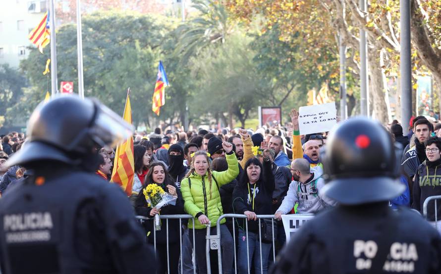 Protest against Spain's cabinet meeting in Barcelona