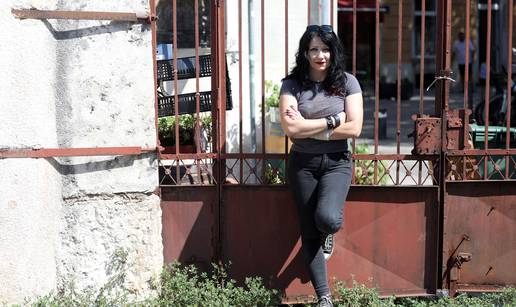 FOTO Vjeroučiteljica iz Pule koja sluša Black Sabbath: 'Horori me uspavljuju, a vjeru živim...'