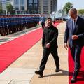 'Ukrajinska tvornica dronova u Srbiji? Znate li &scaron;to je Zelenski imao ispod sakoa u Beogradu'