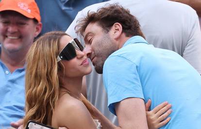 Bivši tenisač i Shakira uživali u Miamiju, fanovi se pitaju: 'Nova ljubav? Ona se napokon smije'