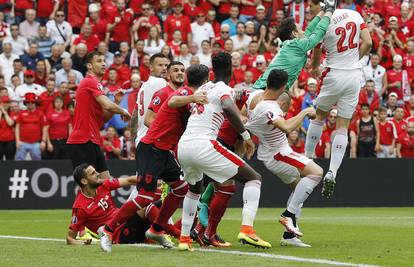 Tri boda Švicarcima: Albanija u debiju prikazala dobar nogomet