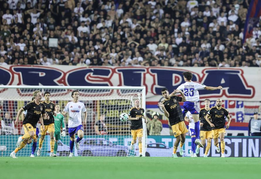 Susret 1. kola Konferencijske lige između Hajduka i Ajaxa