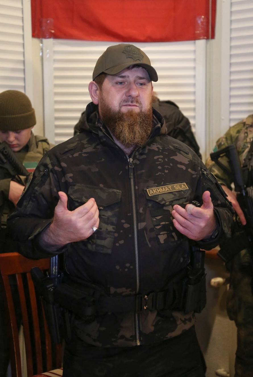 Head of the Chechen Republic Ramzan Kadyrov visits Mariupol