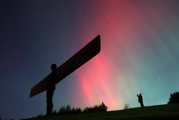 Northern Lights at Angel of North