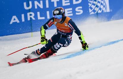 Brennsteiner dominirao u prvoj vožnji u  Val-d'Isereu, Zubčić 19.