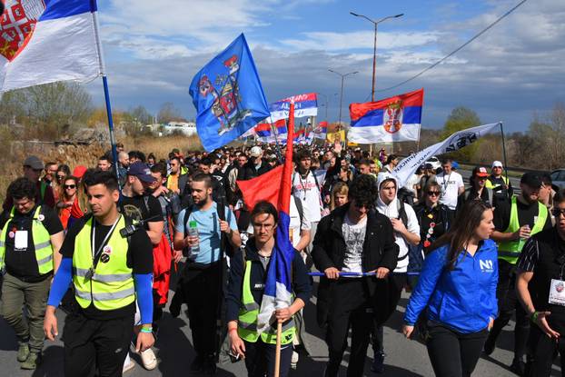 Od Niša i juga zemlje pa sve do Pančeva: Studenti su pješice krenuli prema Beogradu