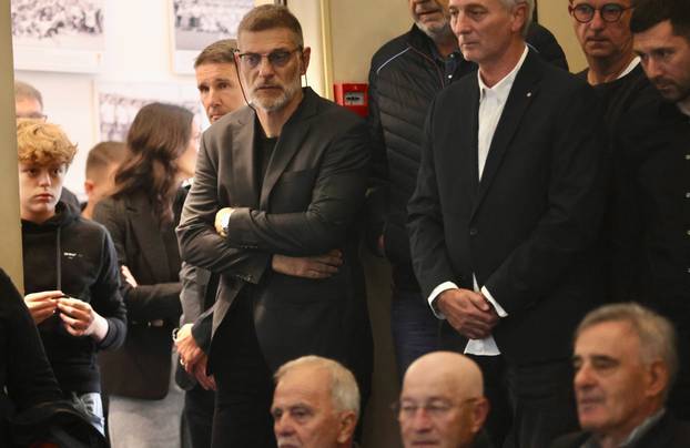 Split: Komemorcija za Juricu Gizdića, novinara i Hajdukovog kroničara