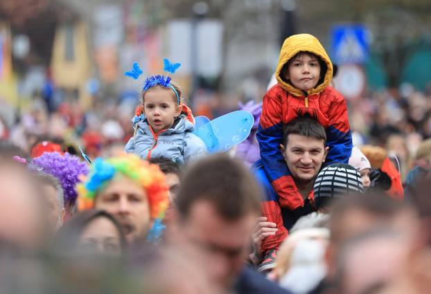 Samobor: Dječja povorka u sklopu 200. obljetnice Samoborskog fašnika