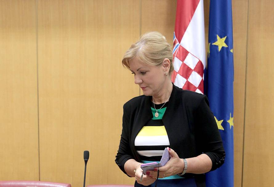 I još duplo manje: Zaboravili su dati novce za gladne školarce