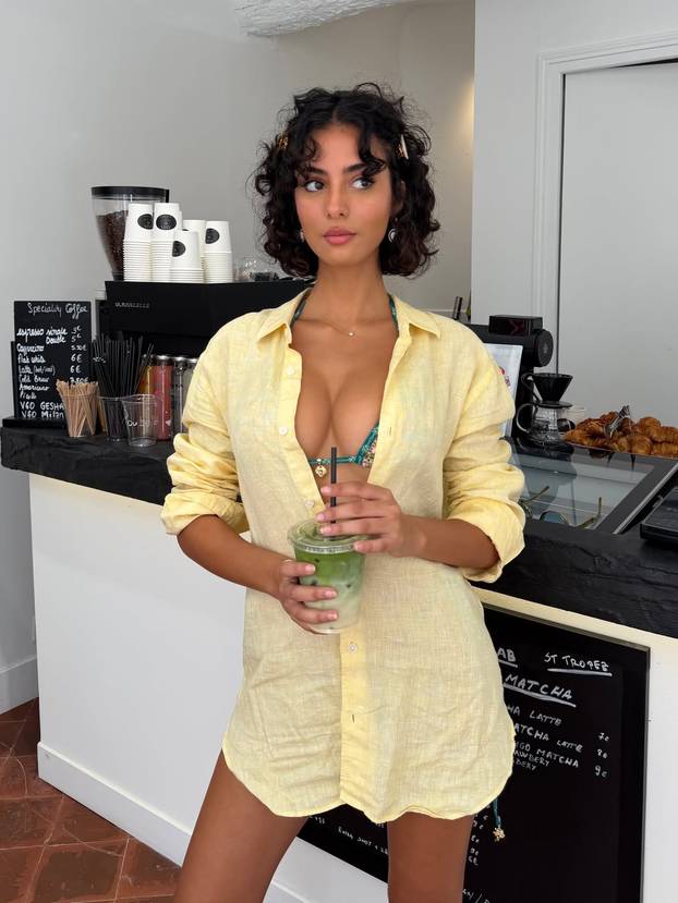 FOTO Seksi Rita raskošne obline pokazuje u mini bikinijima: Ocijenite badiće od 1 do 10!