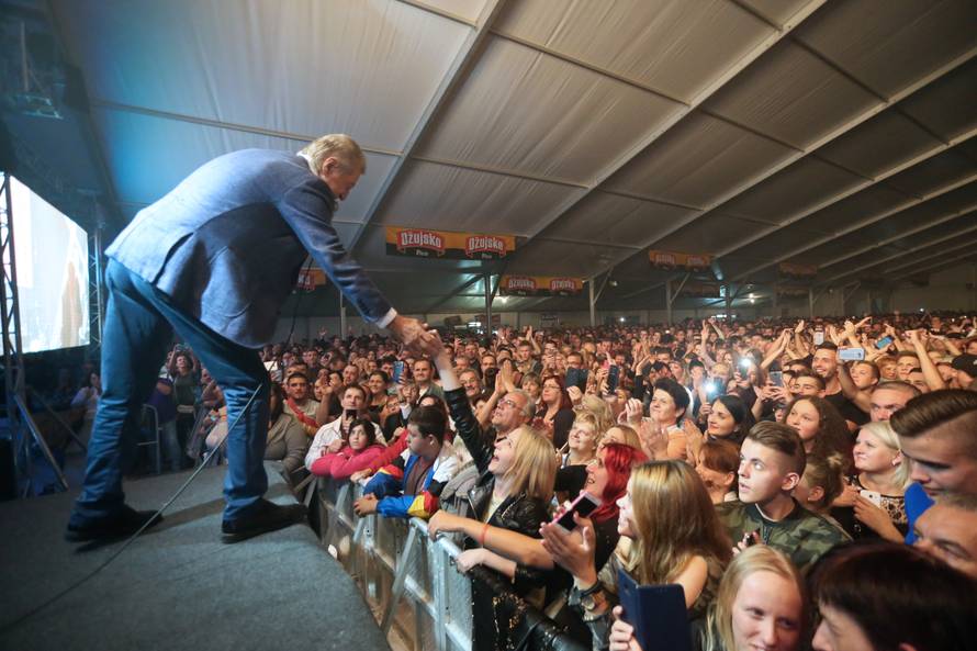 Miroslav Ilić i Haris Džinović oduševili mnogobrojnu publiku
