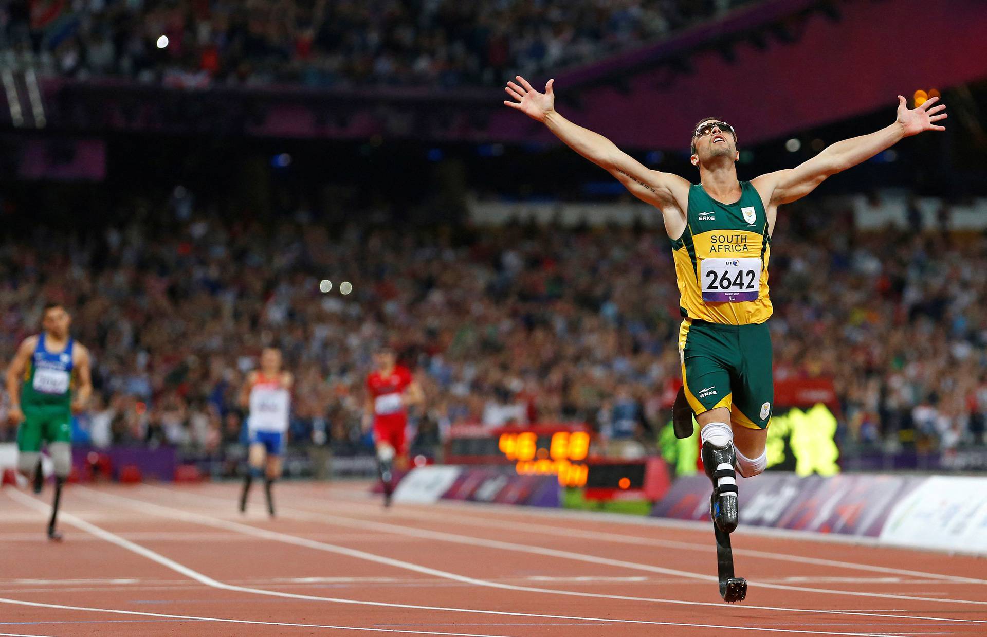 FILE PHOTO: Oscar Pistorius of South Africa celebrates winning the Men's 400m T44 Final during the London 2012 Paralympic Games