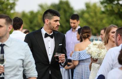 Rukometaši na svadbi: Luka Stepančić oženio svoju Anu