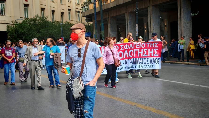Grčki radnici ponovo štrajkaju: Željeznički promet zaustavljen, brodovi su ostali u lukama