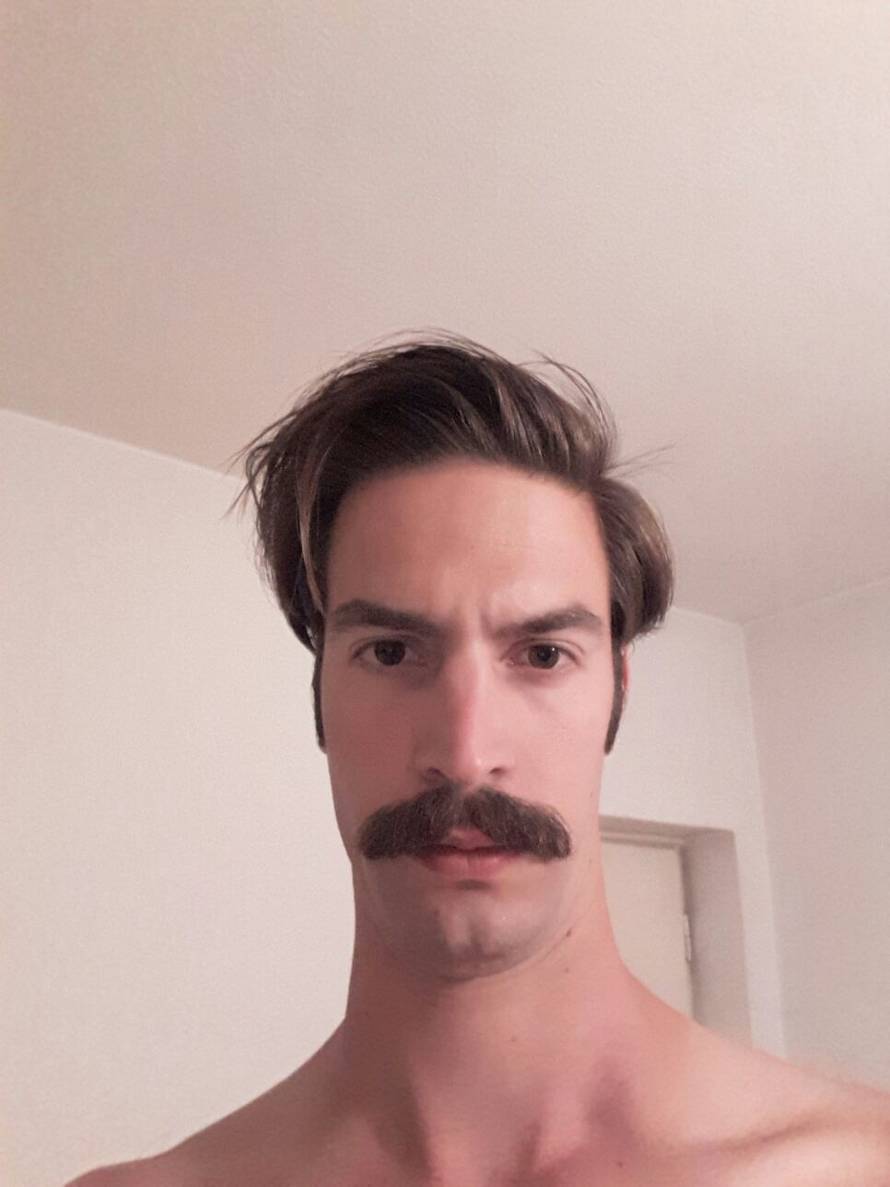 Movember: Pogledajte galeriju brkova koji puštaju čitatelji