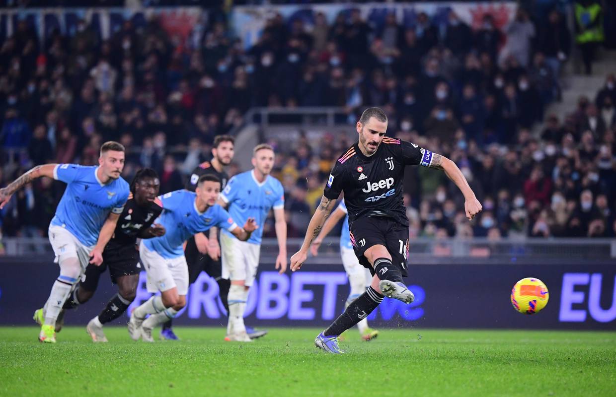 Juve se budi: Pao Lazio u Rimu, čak dva penala zabio - Bonucci