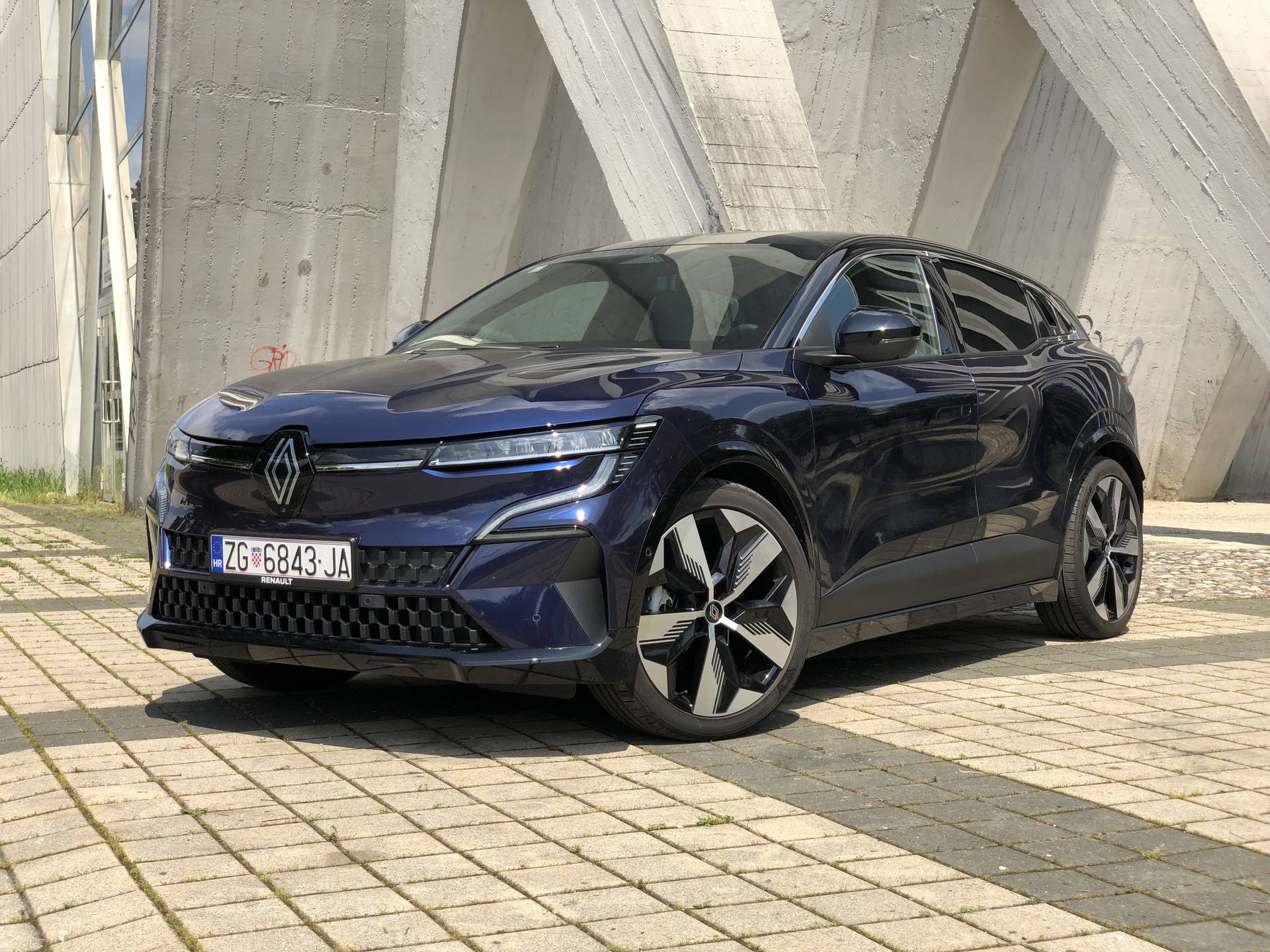 Renault Megane E-Tech: Je li ovo najbolji električni kompakt?