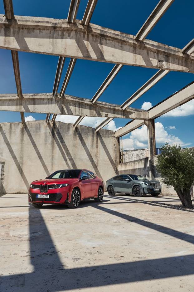 FOTO Ovo je novi BMW IX4: Coupe na struju ima 612 'konja'