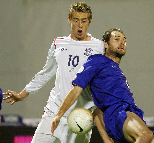 ARHIVA - 2006. Zagreb: Vatreni i "maksimirska krtica" srušili su Englesku 