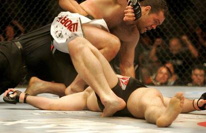 UFC 70: Mirko Filipović srušen vlastitim oružjem