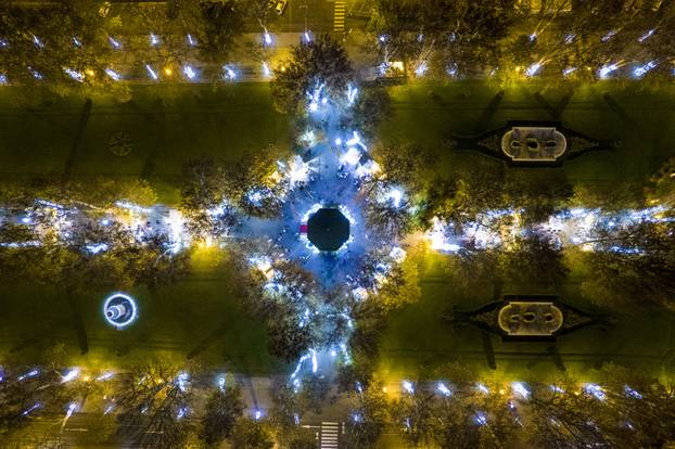 Pogled iz zraka na Advent u Zagrebu