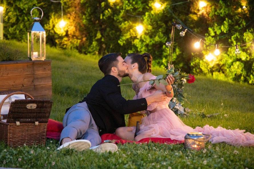 Bruna ostala bez ruže pa oplela po Oliveri: 'Žao mi je cura koje moraju nastaviti živjeti s njom!'