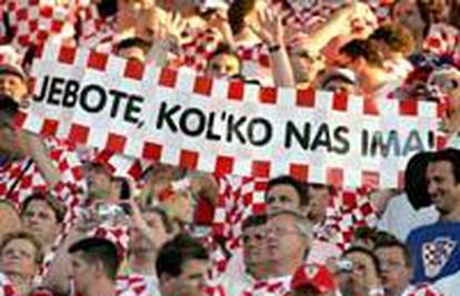 Za hrvatske nogometaše navijaju i vjerne Hrvatice