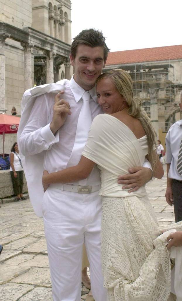 Hrvatski nogometaši i njihove supruge i djevojke